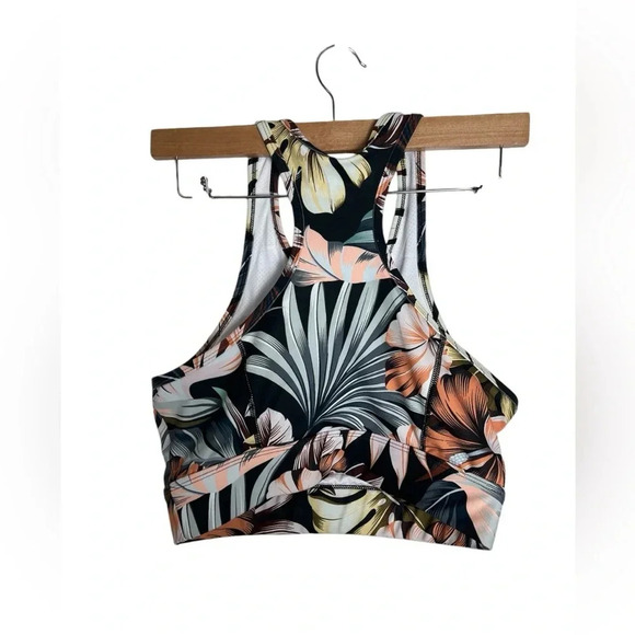 The Free Yoga Women’s Size Large Sports Bra- Floral Pattern - Picture 2 of 4